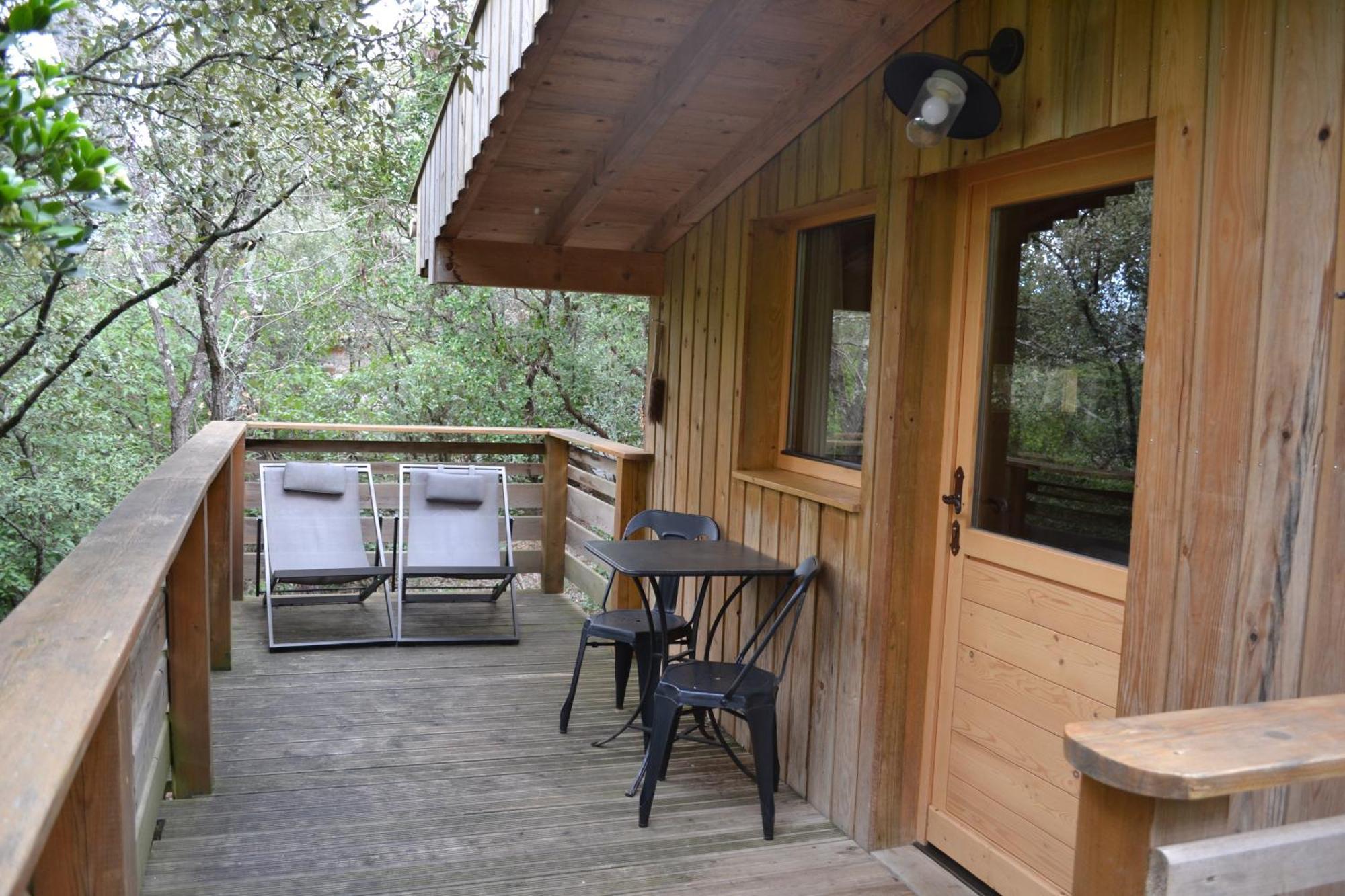 Les Cabanes Dans Les Bois Logis Hotel Villedubert ภายนอก รูปภาพ
