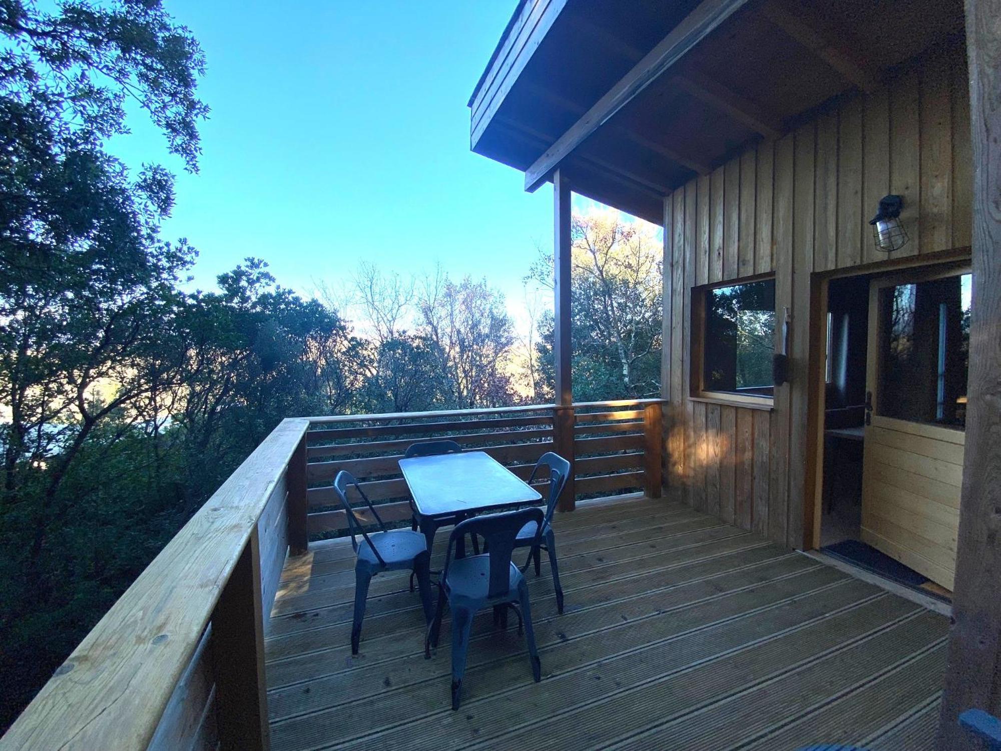 Les Cabanes Dans Les Bois Logis Hotel Villedubert ภายนอก รูปภาพ